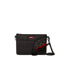 BLACK PUFFER CLUTCH