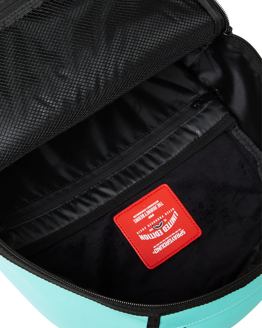 SHARK CENTRAL AQUA DLXSV BACKPACK