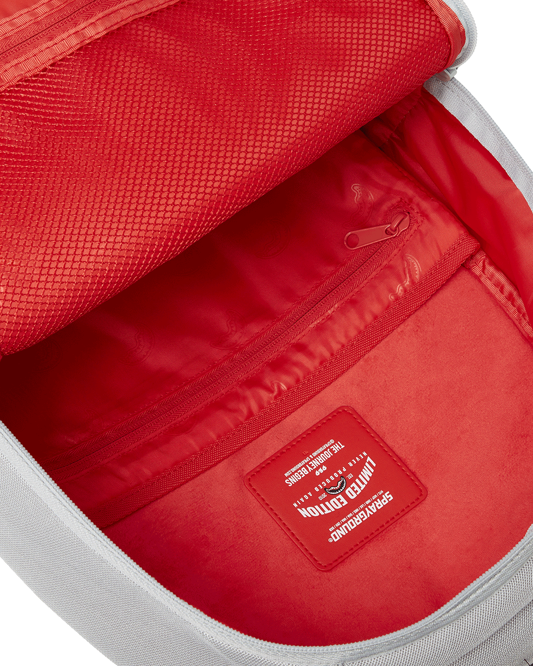 SHARK CENTRAL MESH DLXS BACKPACK