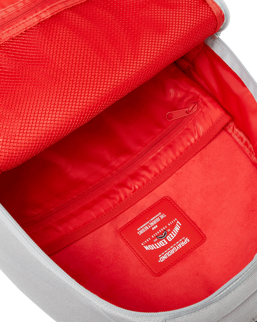 SHARK CENTRAL MESH DLXS BACKPACK