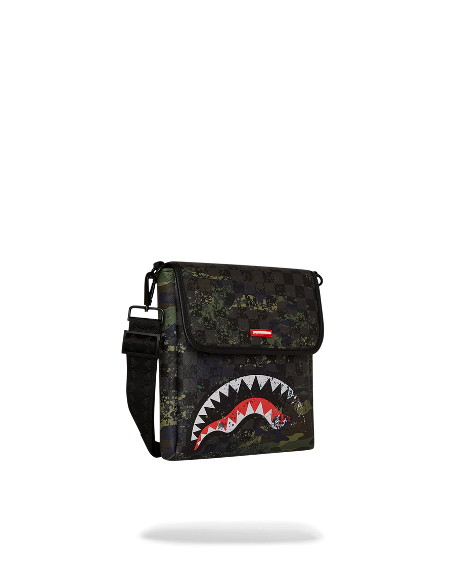 CAMO SPLASH MESSENGER SLING