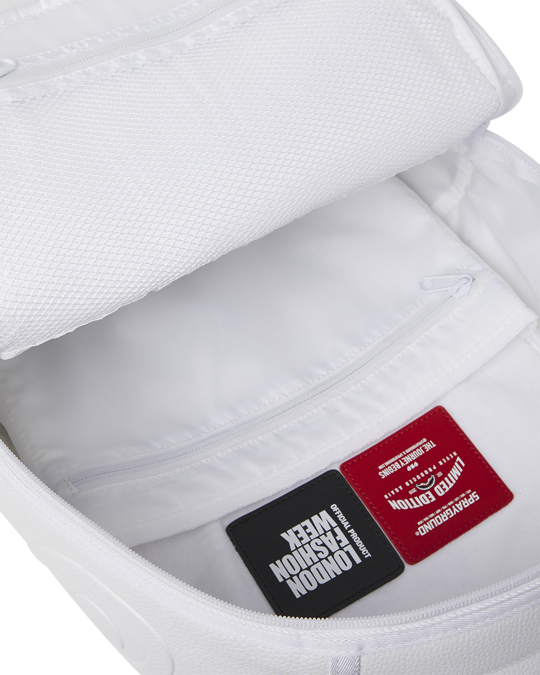 LFW WHITE LEATHER CHAIN DLXSV BACKPACK