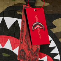 WOODLAND CAMO CHECK CHAIN DUFFLE